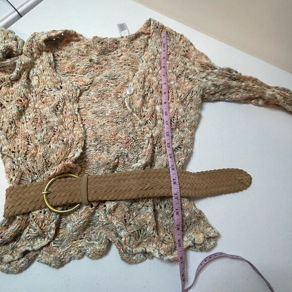 JH COLLECTIBLES Woman's M Open Crochet Knit Sweater Button belt - Picture 4 of 7